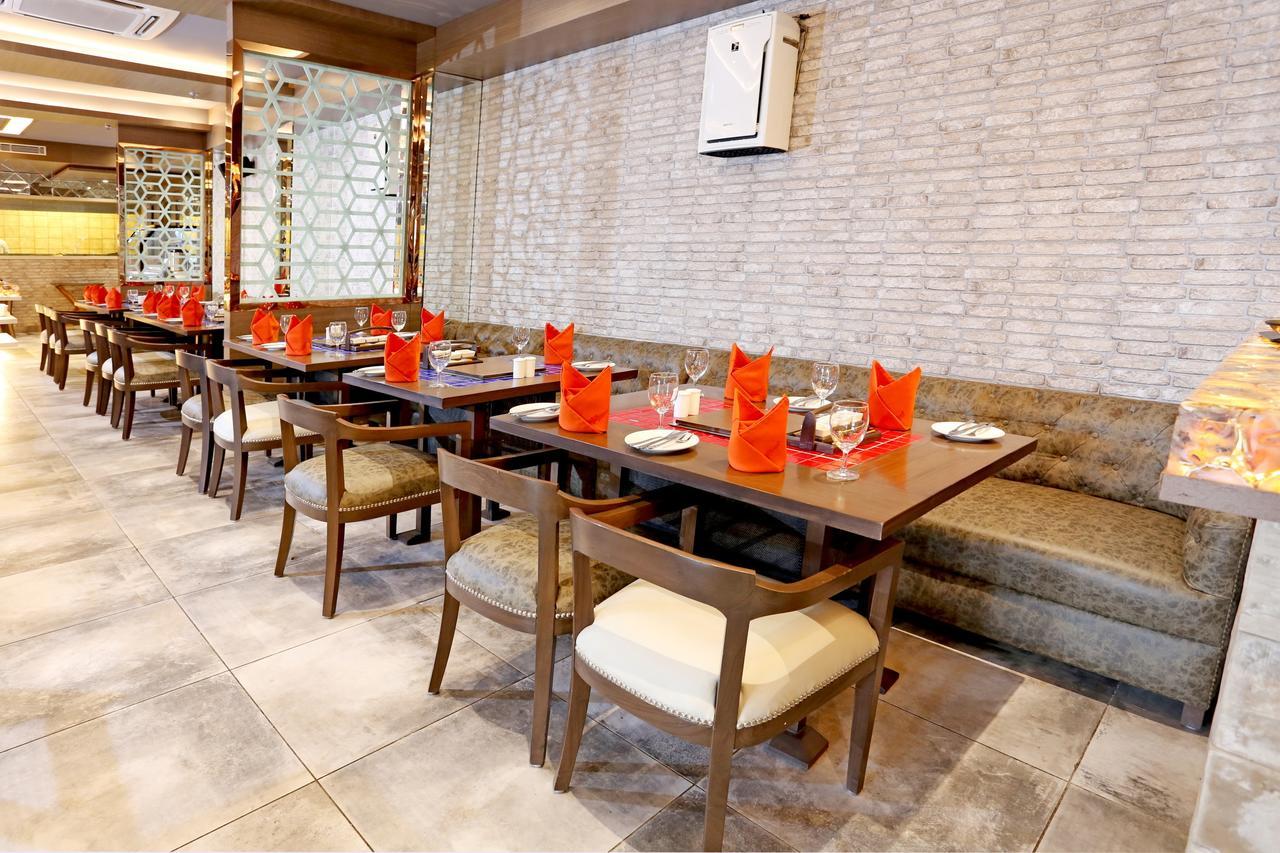 Hotel Parador Agra Kültér fotó